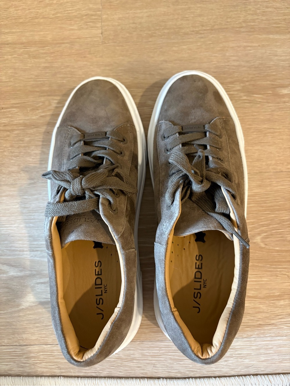 Women’s Suede Casual Sneakers in taupe - Low Top Lace-Up NEW - Picture 7 of 9